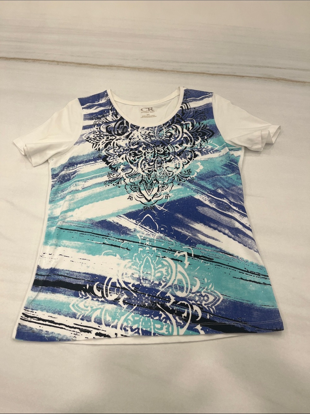 Women's Short Sleeve Graphic Tee in Aqua & Blue